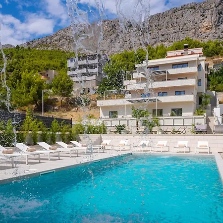 Apartman Holiday Almissum Omiš